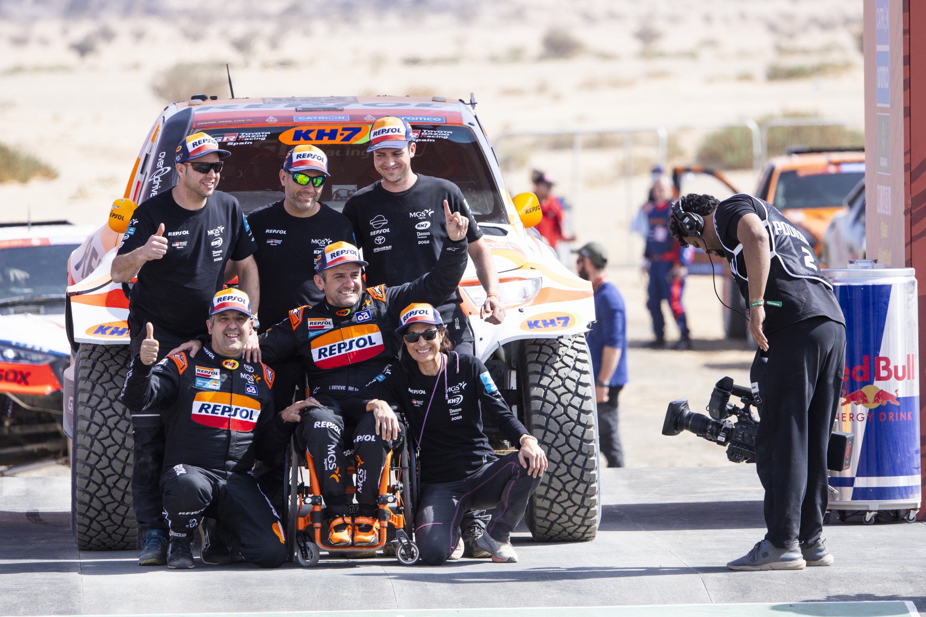 Isidre Esteve and Txema Villalobos were able to complete their 10th Dakar in cars