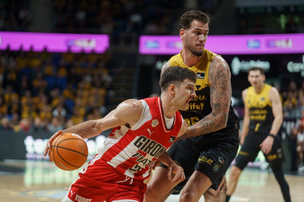 Tenerife's Laguna Sweeps to Cup Glory But at What Cost Máximo Fjellerup tries to overcome Fran Guerra's defense.