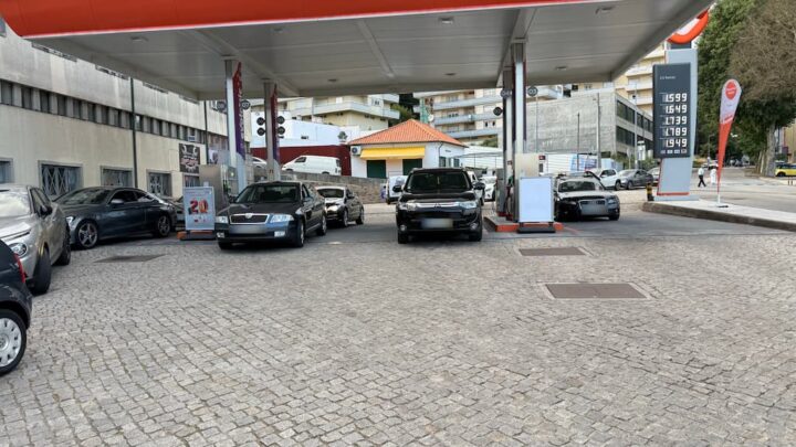 Fuel Prices Rise Tomorrow Amid Long Gas Station Lines Gas stations are crowded today