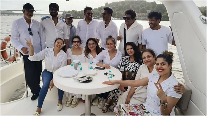 Prabhudeva Simran Meena And Other 90s South Stars Reunite In Goa Photos Videos Goes Viral On Social Media