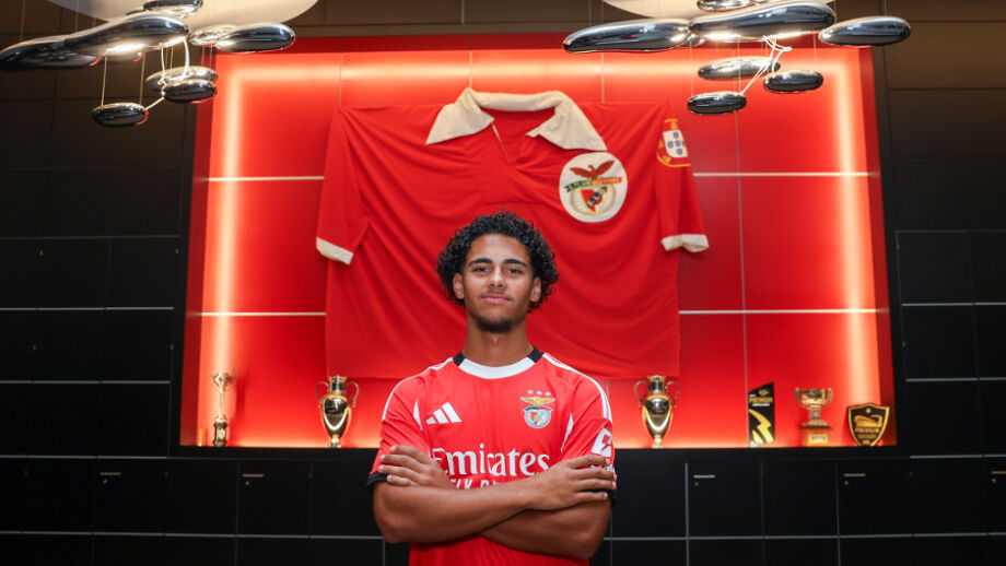 Duarte Soares renova contrato com o Benfica e mantém-se nas águias.