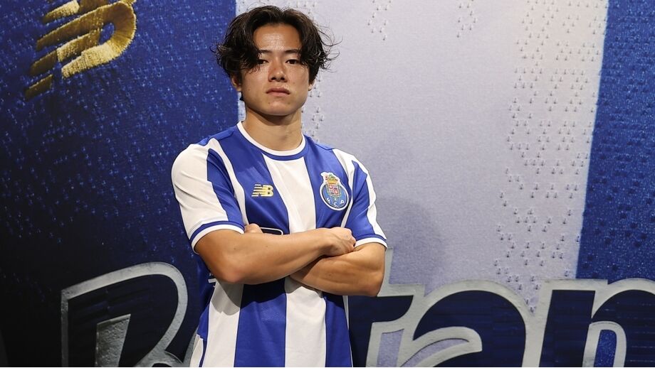 Kotaro Nagata reforça o FC Porto B e assina contrato até 2030