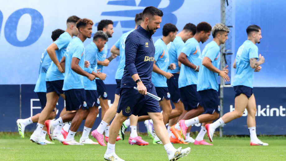 FC Porto tem este sábado o primeiro teste no Olival, diante do Trofense