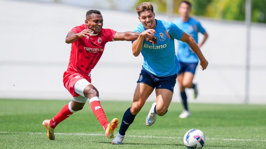 Francisco Moura in action during the last training match against Trofense