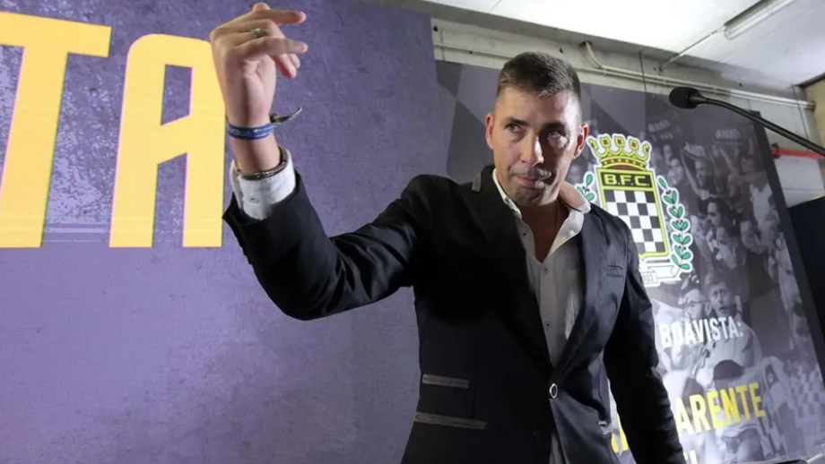 Filipe Miranda: Boavista SAD Neglect Caused Financial Crisis Filipe Miranda criticizes Boavista SAD management during the Black Panthers vigil