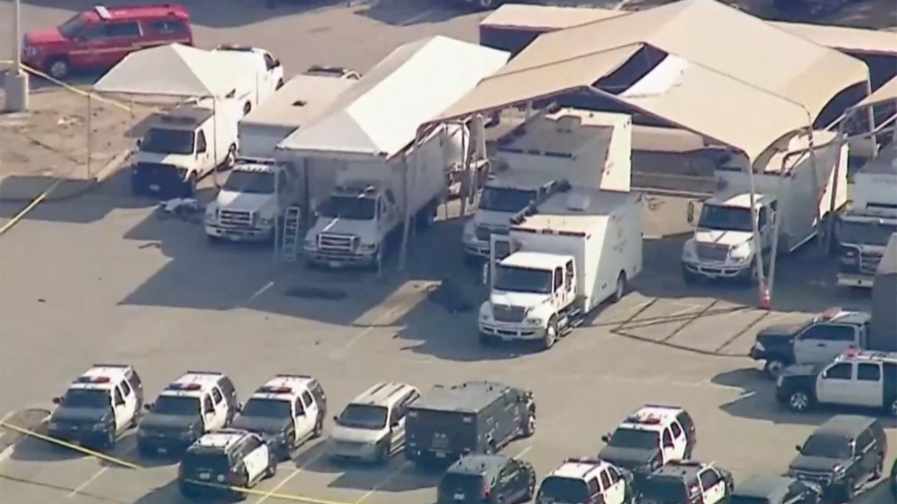 บึ้มสนั่น ศูนย์ฝึกตร.ลอสแอนเจลิส  คร่าชีวิตจนท.หน่วยเก็บกู้วัตถุระเบิด 3 นาย คาดพลาดขณะตรวจระเบิด