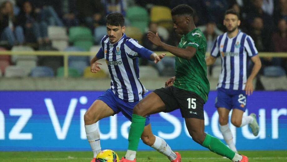 Leonardo Buta rescinde o contrato que o ligava ao Moreirense e regressa à Udinese