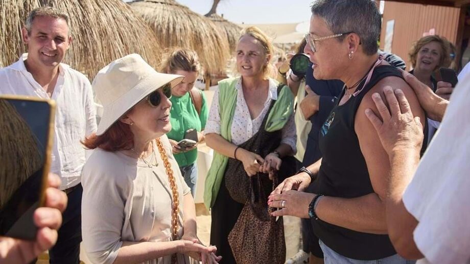 Minister of Environment announces measures to democratize access to goods on beaches