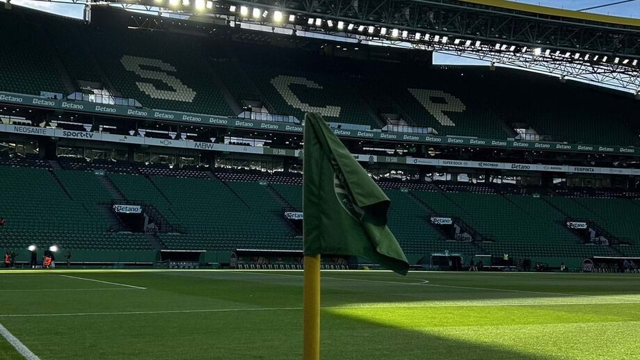 Record launches fan poll for all time top 10 players Sporting