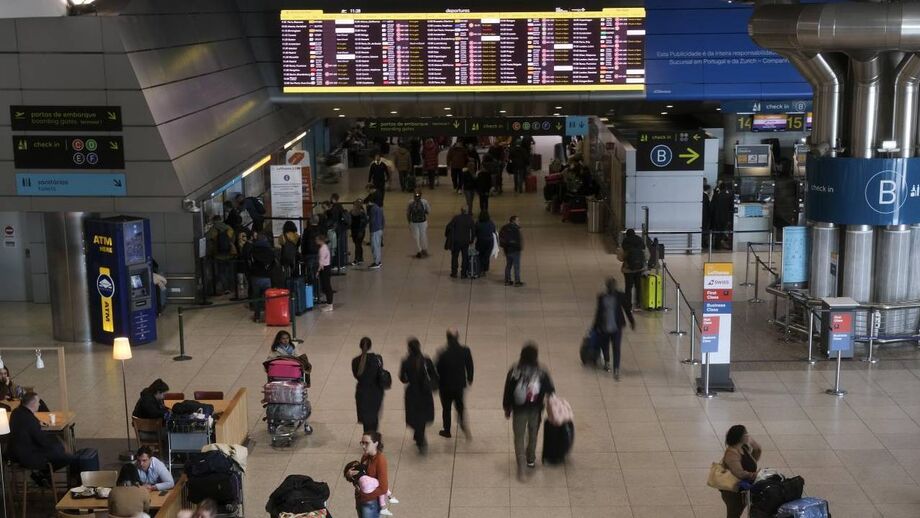 SATA Bomb Threat Deemed False Alarm; Two Passengers Detained in Lisbon Lisbon Airport