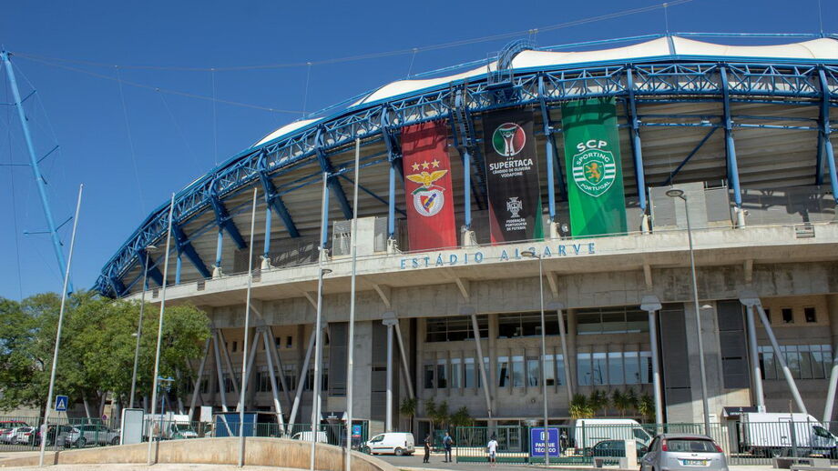 Supercup 2025: 450 GNR Officers Deployed, A22 Closure at Algarve Stadium 500 police officers watch Algarve stadium for Super Cup