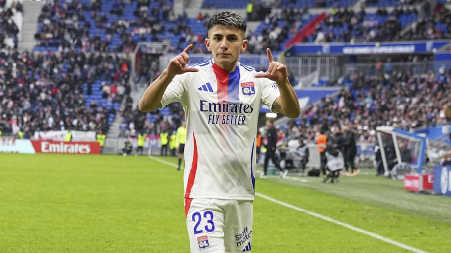 Benfica tem concorrência por Thiago Almada