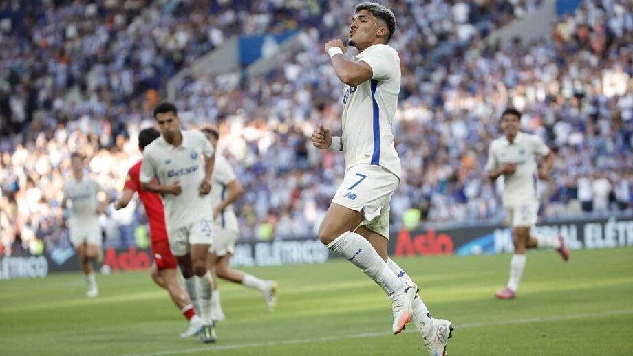 William Gomes Powers Porto Win, Promises Same Battling Self for New Season William Gomes