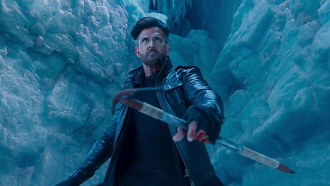 Hrithik Roshan Jr NTR Starrer War 2 Vs Rajinikanth Coolie Prediction Know Experts Advise