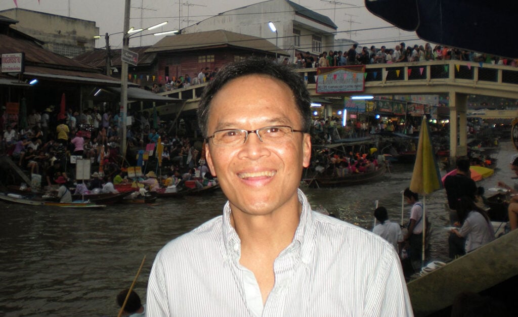 Screenshot of a Facebook Messenger chat