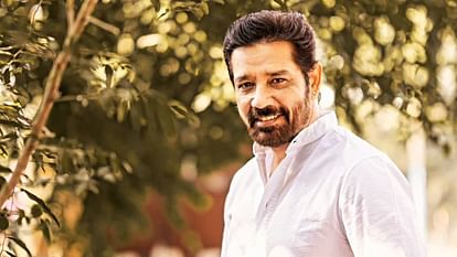 Saare Jahan Se Achchha Star Cast Interview Pratik Gandhi Sunny Hinduja And Anoop Soni Shares Their Experience