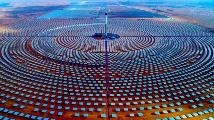 NASA-Designed Space Solar Could Power 80% Europe's 2050 Renewables: KCL Study Heliostatic design