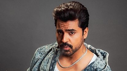 Bigg Boss Winners List: From Rahul Roy to Karanvir Mehra, these stars have won the Bigg Boss trophy, see the complete list. Rahul Roy, Gauahar Khan, Prince Narula, Shilpa Shinde, Munawar Faruqui, Shweta Tiwari, Karanvir Mehra: Bigg Boss All Season Winner List