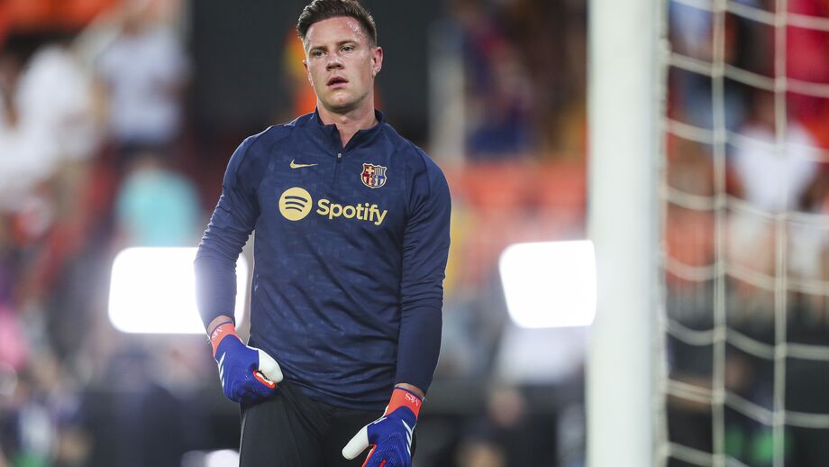 Ter Stegen in open war with Barcelona