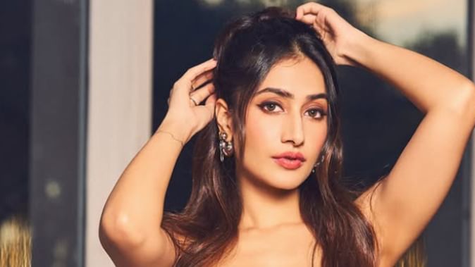 Dhanashree Verma First Time React On Divorce With Yuzvendra Chahal And Be Your Own Sugar Daddy T Shirt