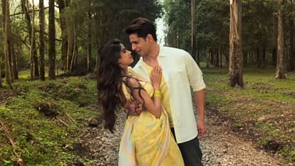 Param Sundari: ‘If the church scene is not removed, we will protest on the streets’, the Christian community is enraged over Siddharth-Janhvi's film Controversy over Param Sundari: Watchdog Foundation threatens makers with protest to remove church scene