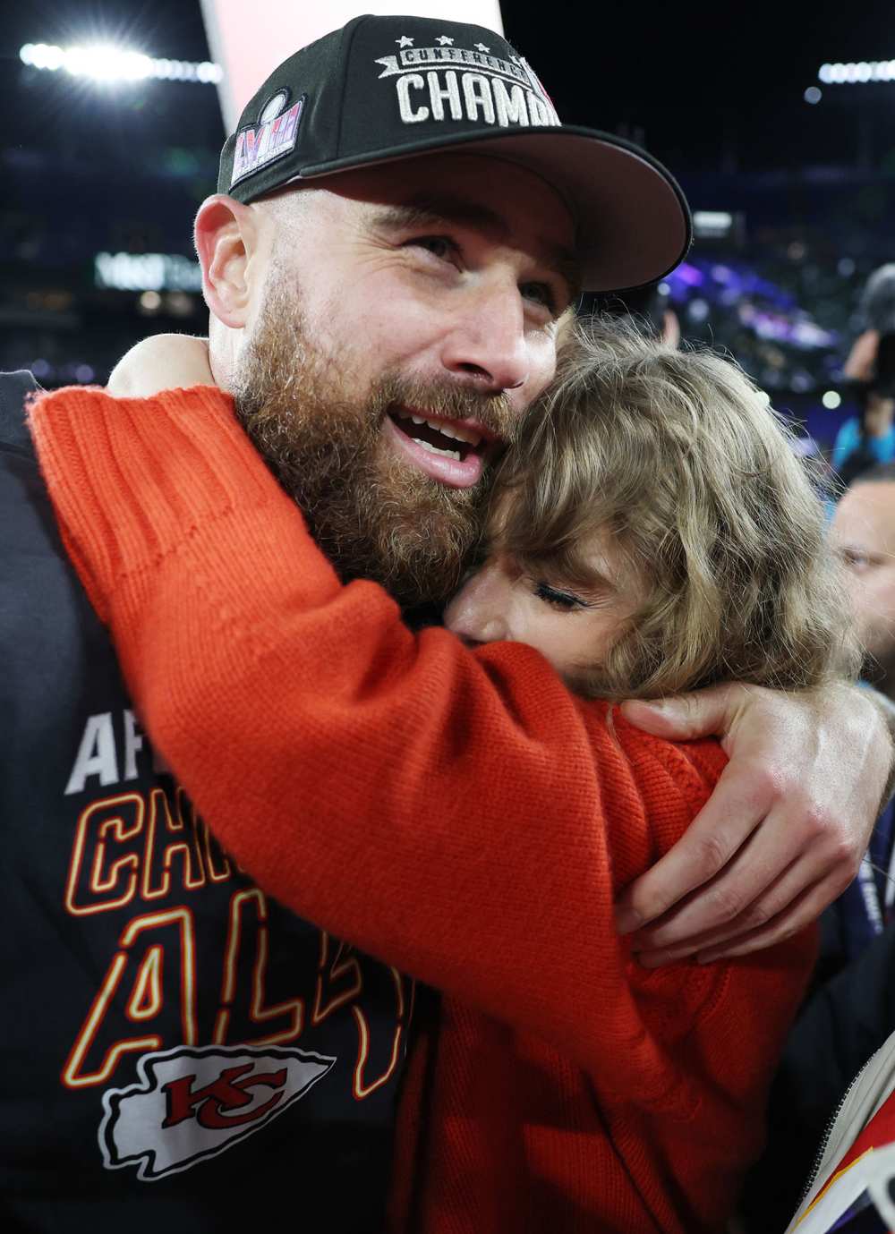 Taylor Swift, Travis Kelce: Full Relationship Timeline to 2025 Engagement Travis Kelce and Taylor Swift