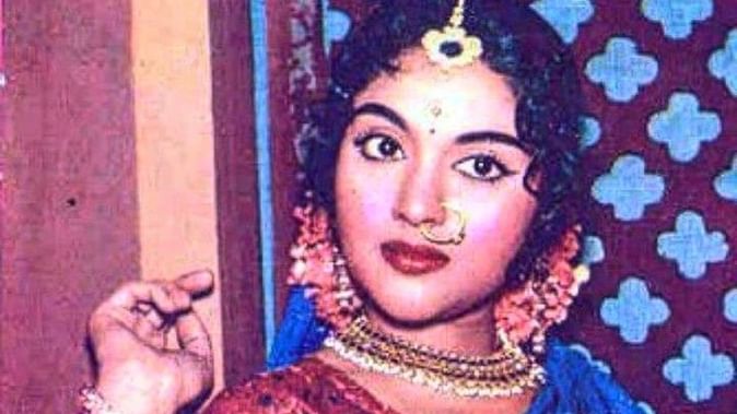 Vyjayanthi Mala Birthday Bollywood Legend Actress Career And Love Life Facts
