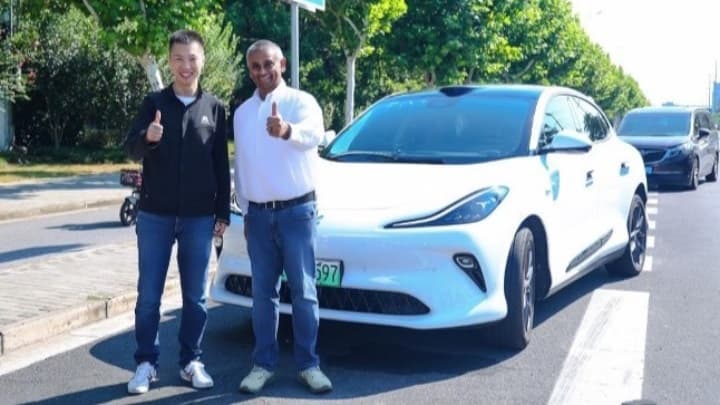 1757415870 505 Uber Momenta Join Baidu Lyft for Europe Robotaxi Trials