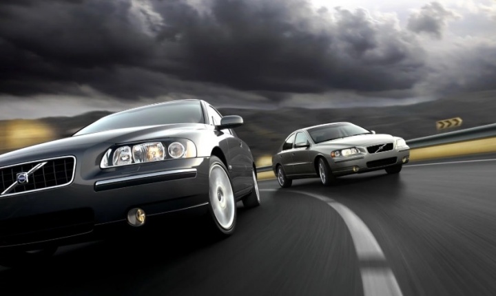 Does it fine if you overtake another vehicle on the right?