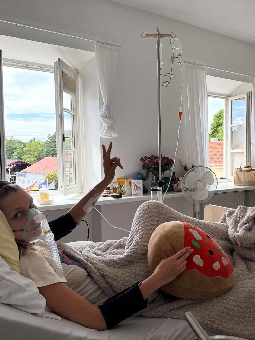 Bella Hadid explains her absence amid Lyme disease battle by sharing hospital photos.