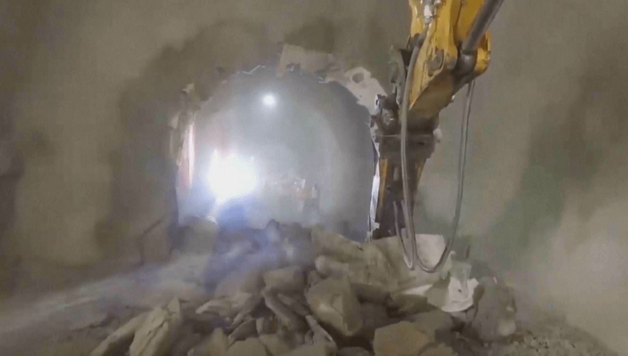 1758252165 327 Austria Italy Launch Worlds Longest Alpine Railway Tunnel