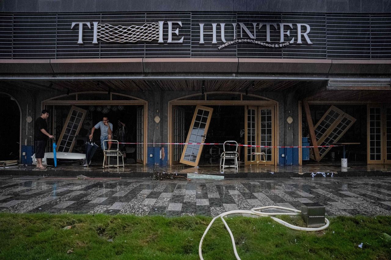 1758767923 945 Super Typhoon Ragasa Hong Kong Rebounds Taiwan Death Toll 14