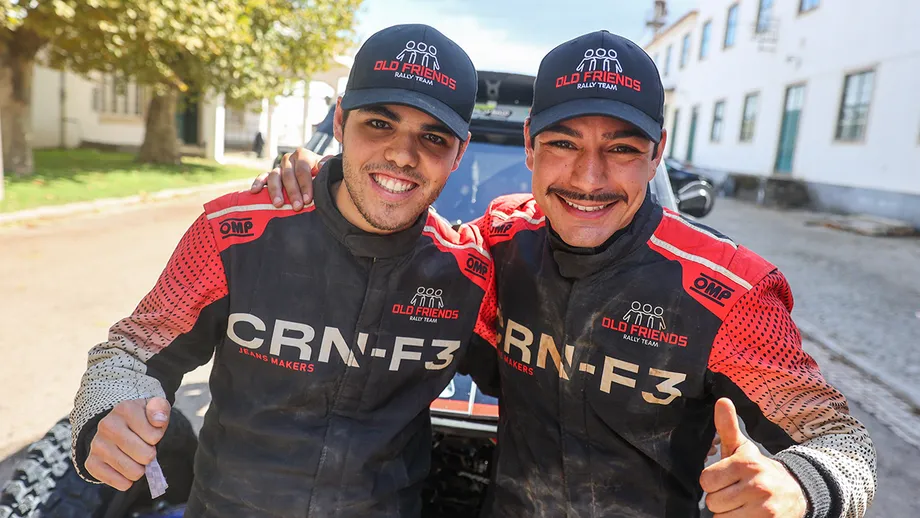 Bernardo Oliveira Crowned First Portuguese SSV Off-Road Navigator World Champion Bernardo Oliveira and Alexandre Pinto at the end of the bp Ultimate Rally Raid Portugal