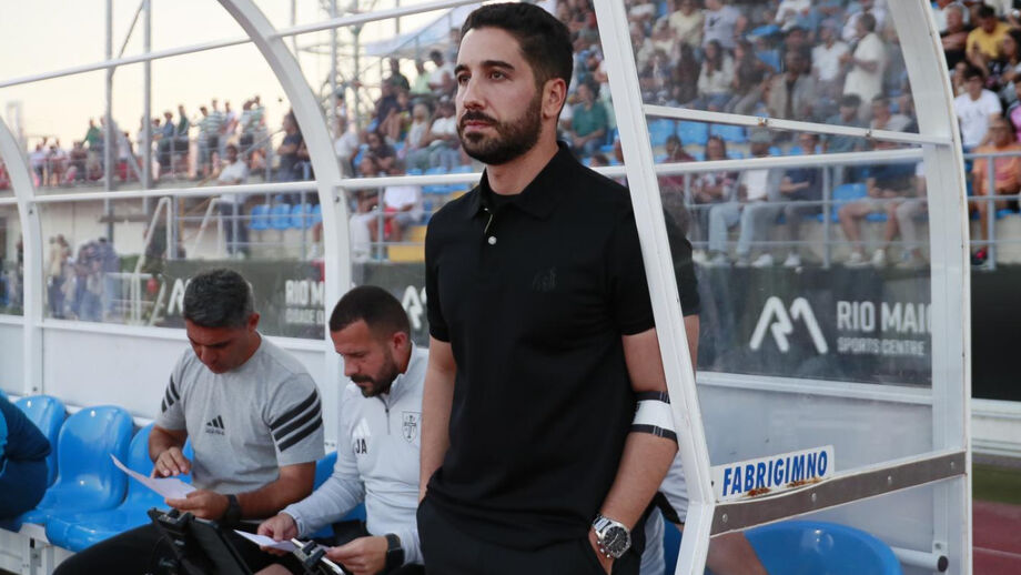 Casa Pia's Liga Betclic Start Mirrors Last Season: One More Goal Conceded João Pereira, Casa Pia coach