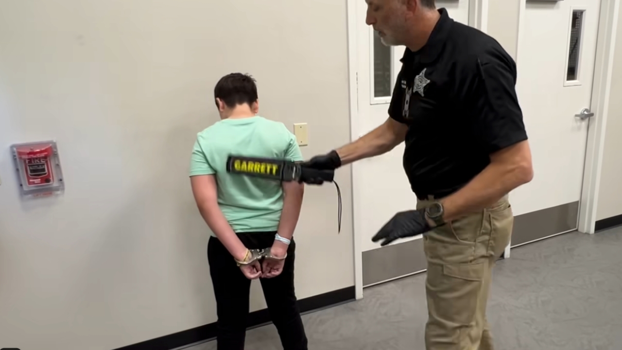 Florida police arrest 11-year-old for writing 'kill list of friends' on school desk