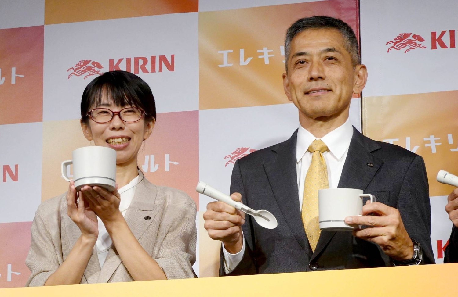 Kirin Debuts Electric Salt Cup, Spoon: Japan's Low-Sodium Taste Solution Electric Cup - Electric Salt Spoon