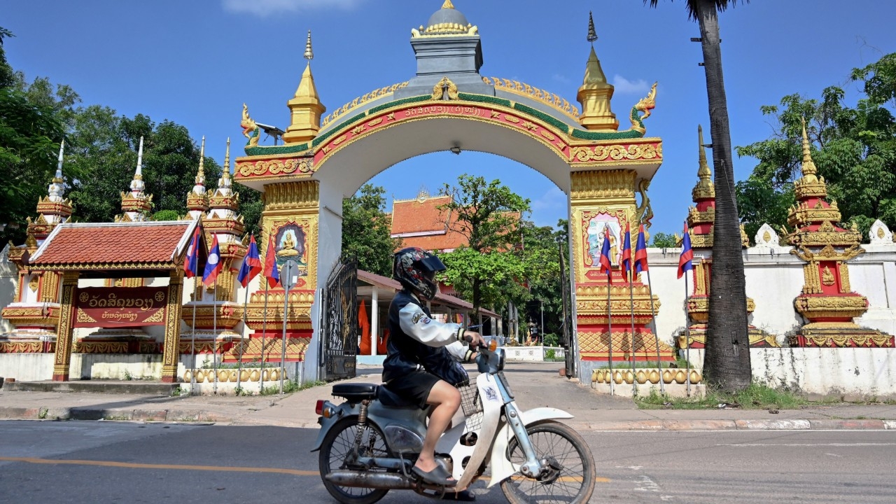 ลาวเตรียมพร้อม รับมือพายุโซนร้อน "บัวลอย" จับตาน้ำท่วมดินถล่มฉับพลัน