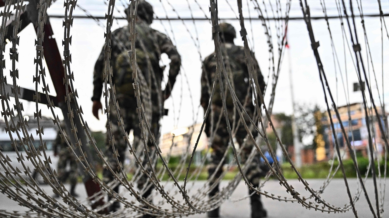 Guards stunned: Ten thousand people escaped from Nepal prison, 1 surrendered, confessed fear of increased punishment