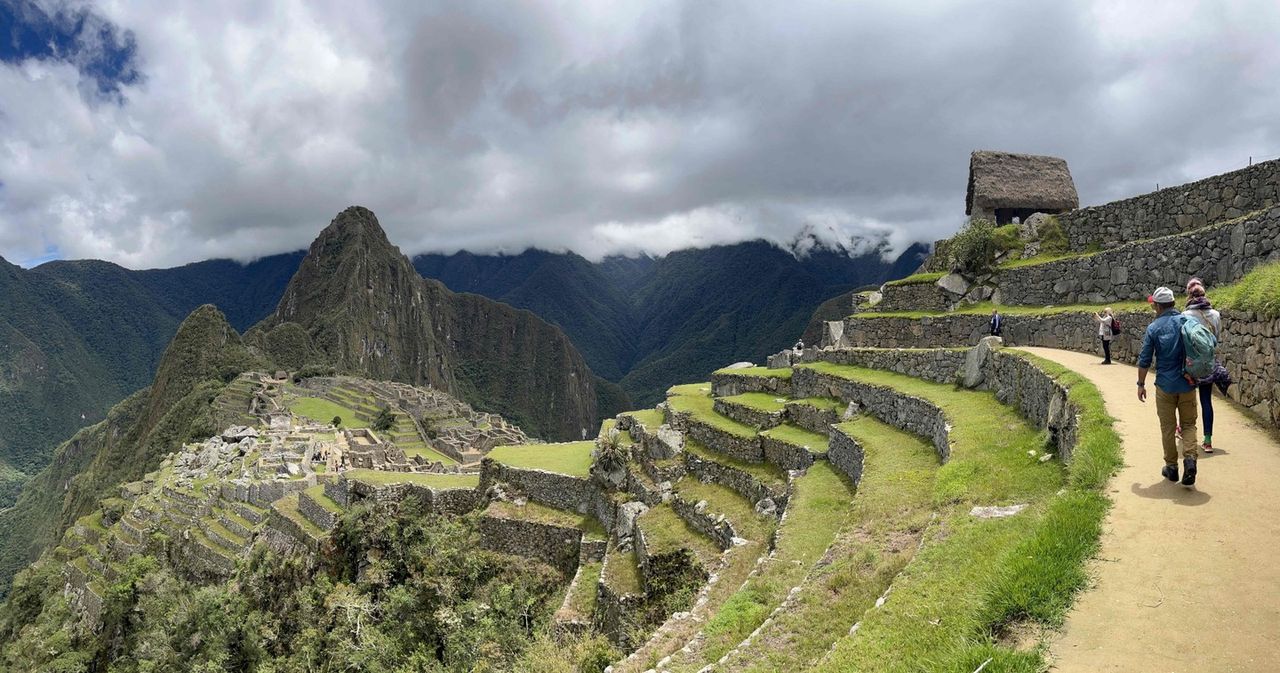 Peru 1400 tourists evacuated from Machu Picchu amid rail protests