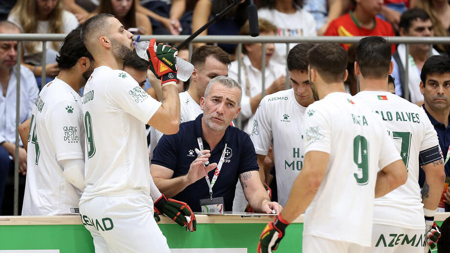 Portugal Roller Hockey: Coach Freitas Defends Effort After France Euro Defeat Paulo Freitas analyzes the Portugal-France game at the Roller Hockey European Championship