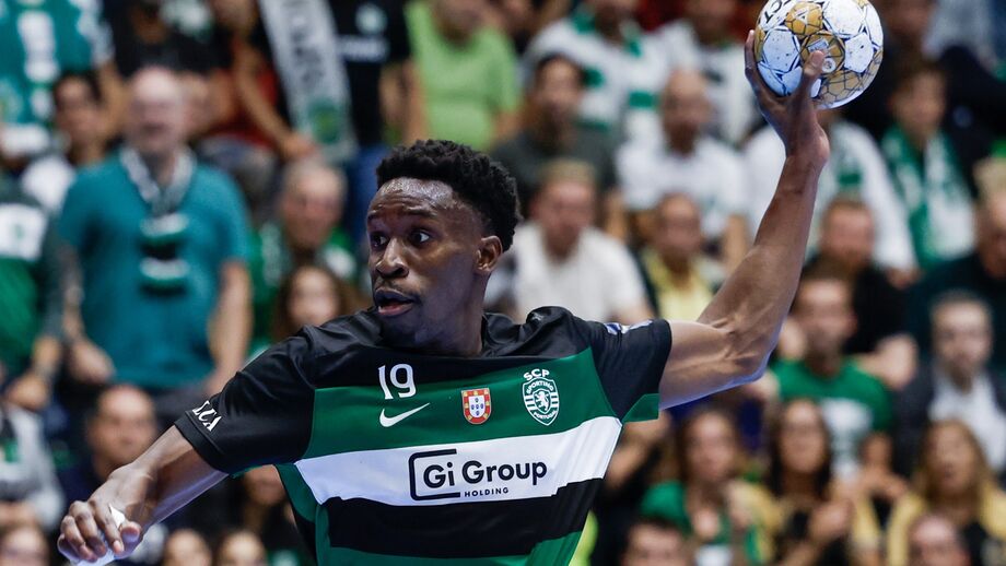 Mamadou Gassama points at the goal