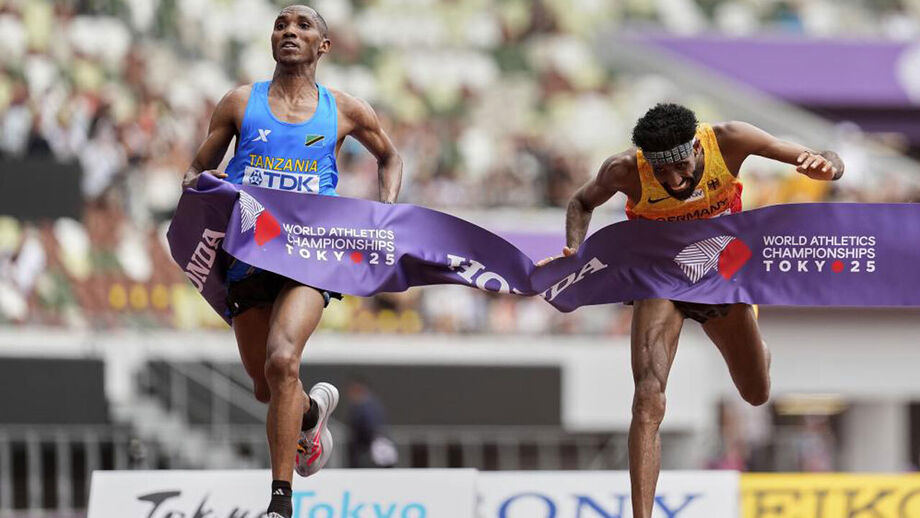 Alphonce Simbu and Iliass Aouani