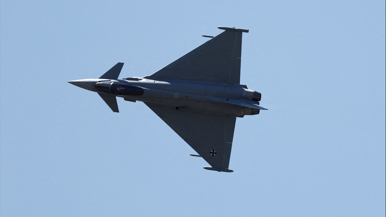 อังกฤษส่งเครื่องบินขับไล่เข้าคุ้มกันน่านฟ้าโปแลนด์ ตอบโต้โดรนรัสเซีย 