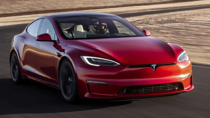 1760207608 818 Electric Cars Redefine Speed 2025s 10 Fastest EVs Top 300.webp