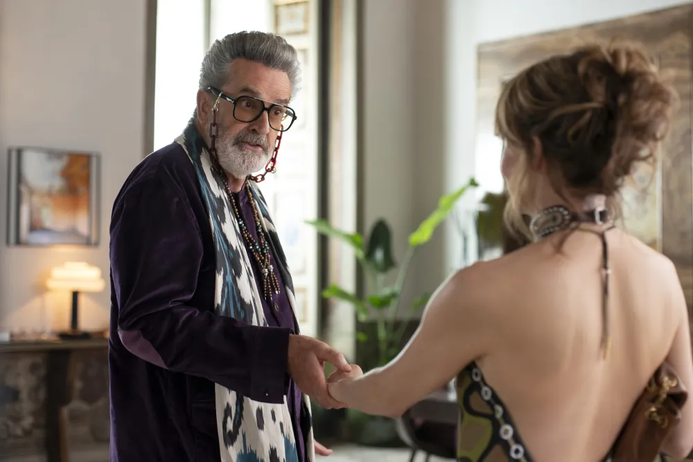 Multiple Stars Exit Netflix's Emily in Paris Over Seasons Emily in Paris