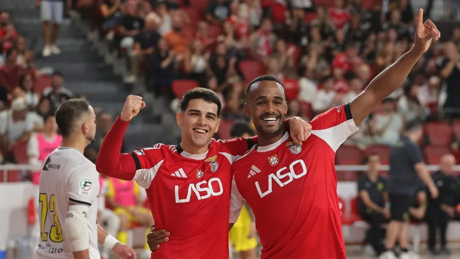 Carlinhos and Higor celebrate