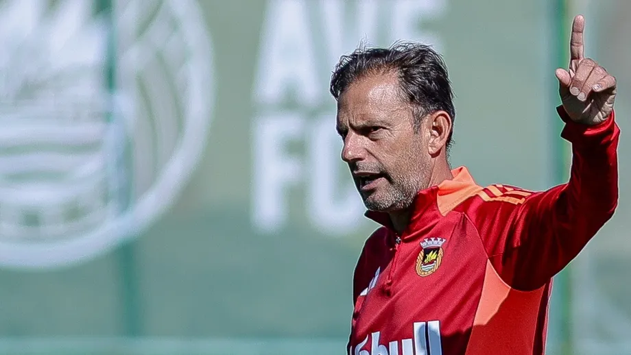 Sotiris Silaidopoulos, Rio Ave's coach