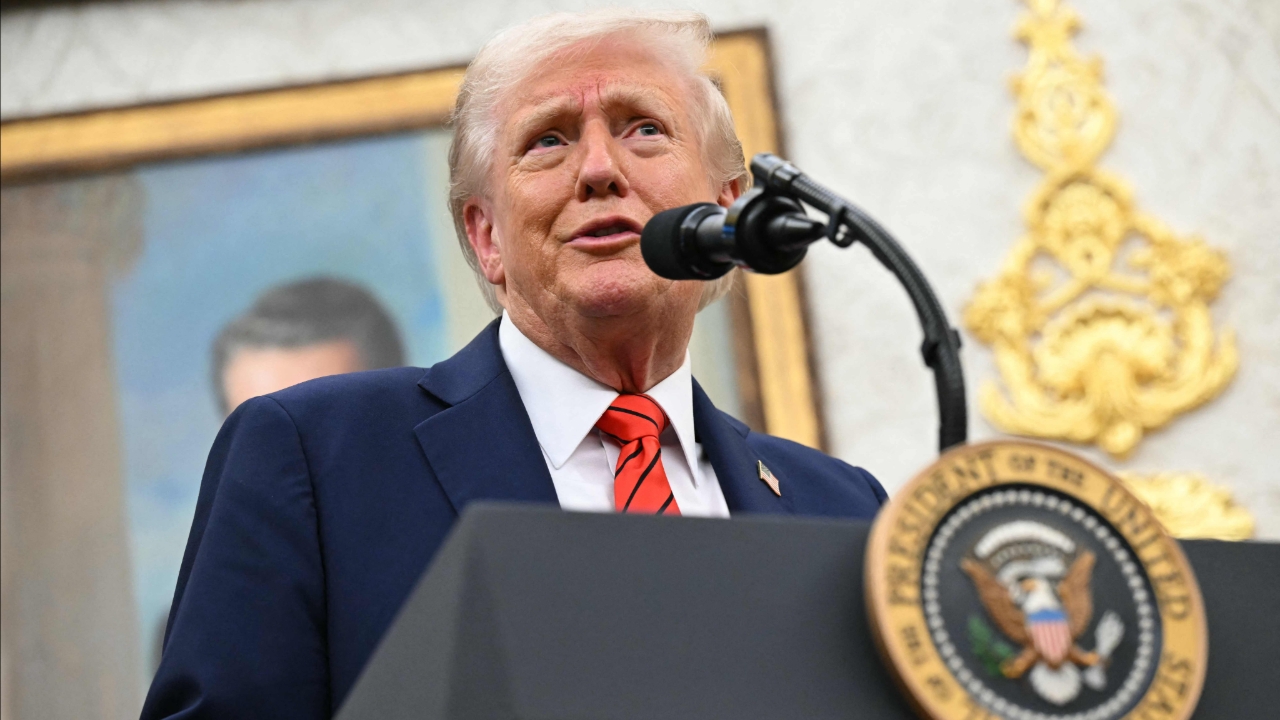 President Donald Trump threatens China with 100% tariffs and trade war escalates