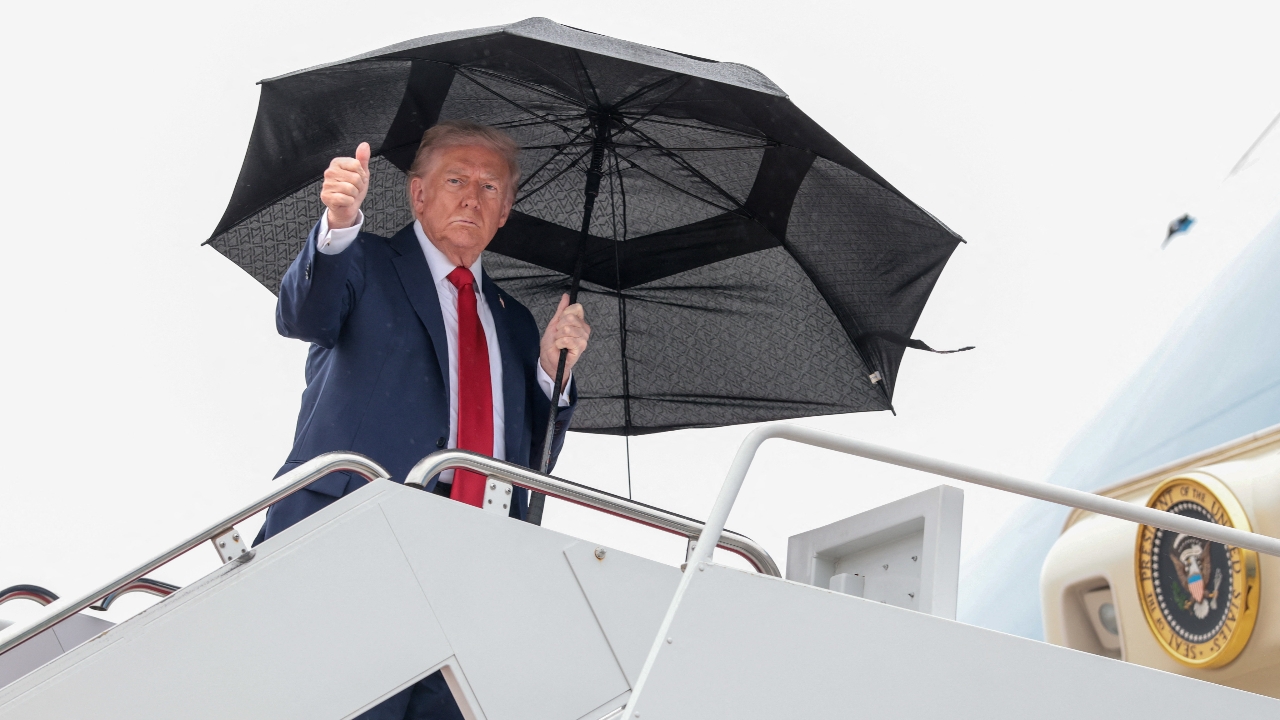 Trump threatens Russia, may send "Tomahawk" long-range missiles to Ukraine if war does not end soon.