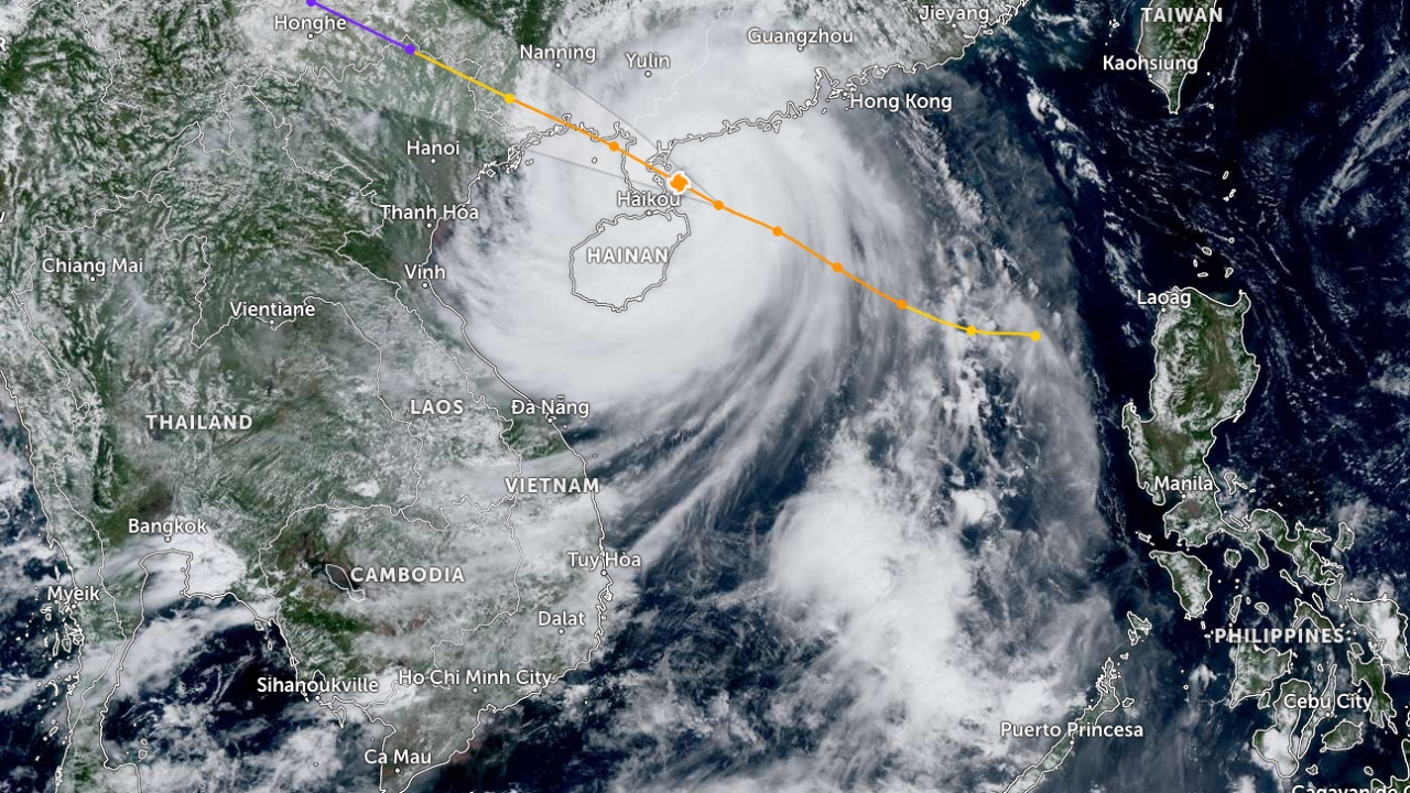 Typhoon "Matmo" strengthens, China evacuates over 150,000 people before landfall